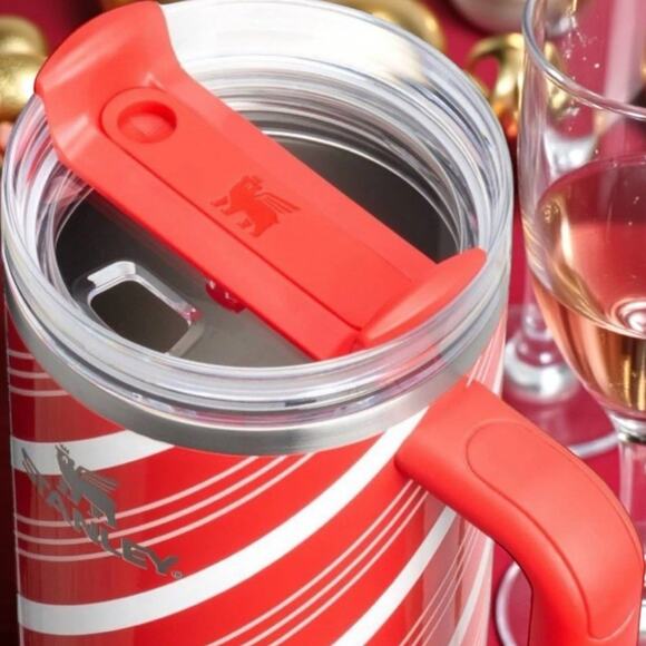 🎄Candy Cane Twist - Stanley 40oz Tumbler 🔥 Target Holiday Exclusive! - Picture 3 of 3